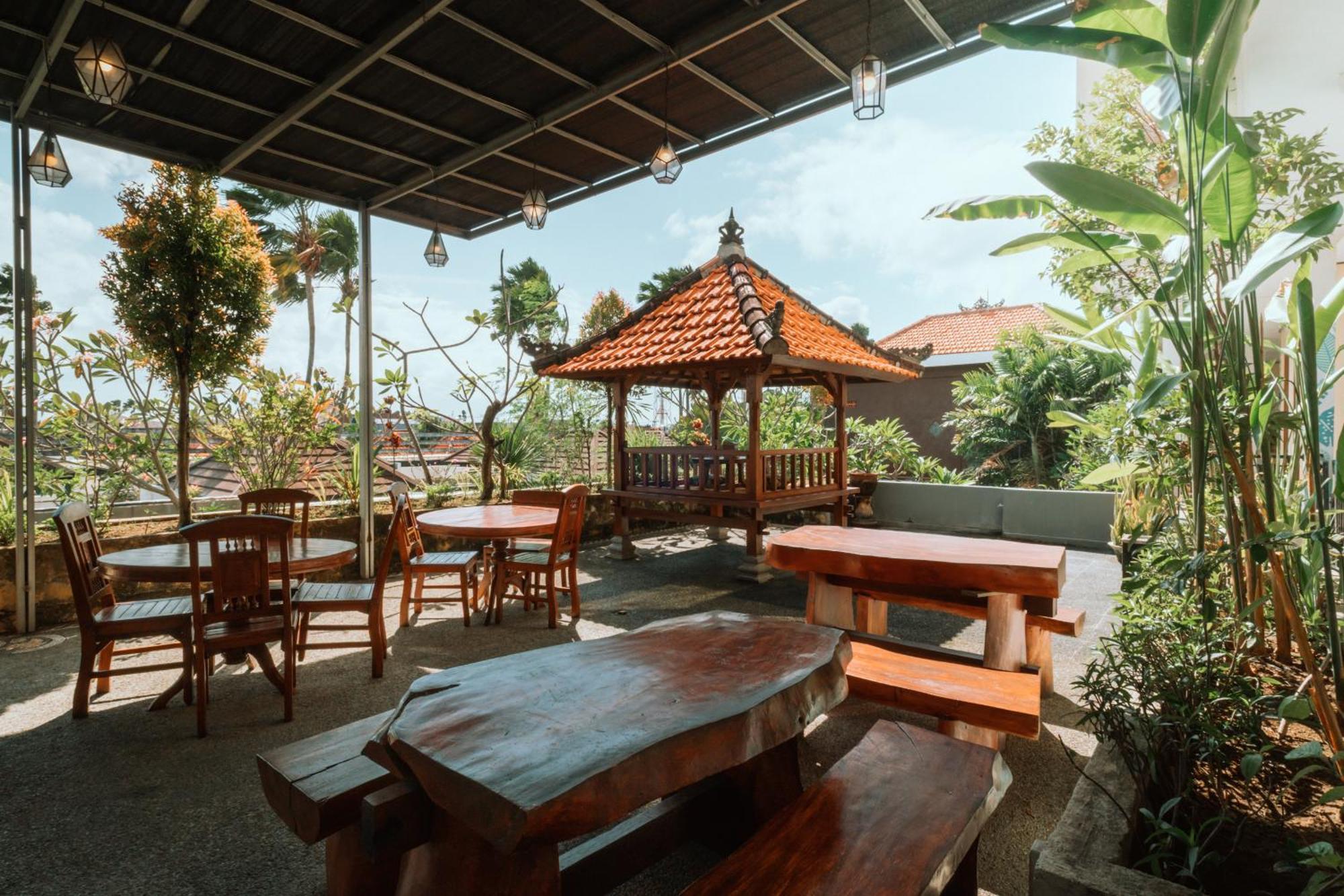 Umah Kita Apartment Seminyak  Exterior photo